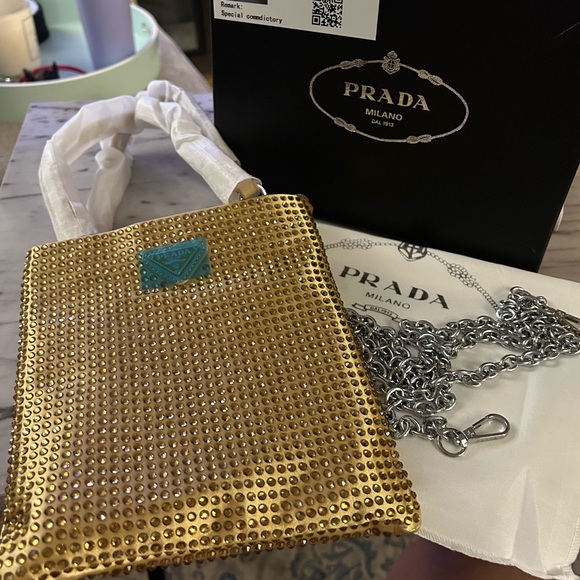 Gold Glitter Crossbody - Picture 3 of 16